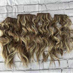 New 20" Clip in Synthetic Hair Extensions (4) Pieces Light Brown Bleach Blonde